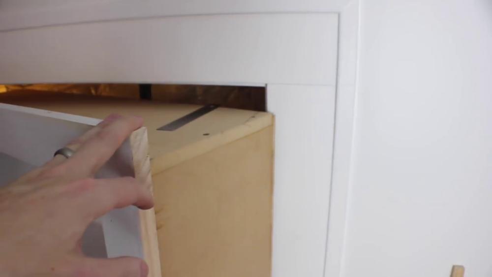 процесс изготовления потайного дверь-шкафа из фанеры шаг 30процесс изготовления потайного дверь-шкафа из фанеры шаг 32