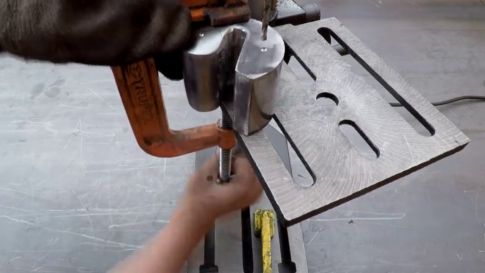 процесс изготовления самодельного станка для гибки металла шаг 38